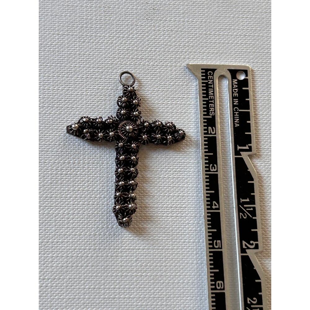Sterling Silver Brutalist 90s Cross Pendant, Stamped 925 - Picture 7 of 7